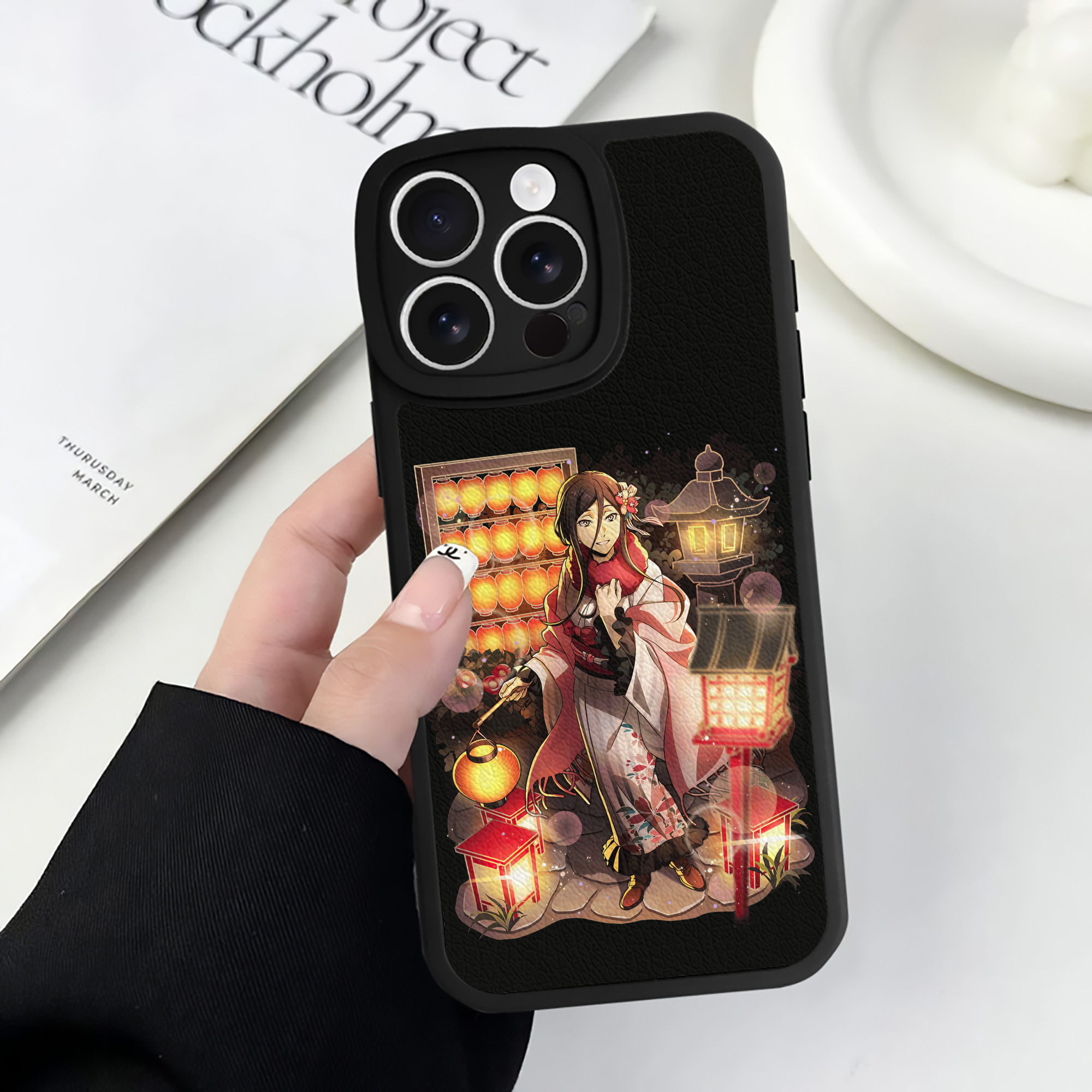 （画像用） 文豪ストレイドッグス Bungo Stray Dogs 【iPhone 16シリーズ対応】シリコンスマホケース（レザー調） 材質：シリコン